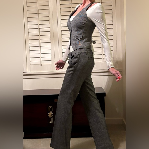 Guess vintage vest and pantsuit - Picture 9 of 15